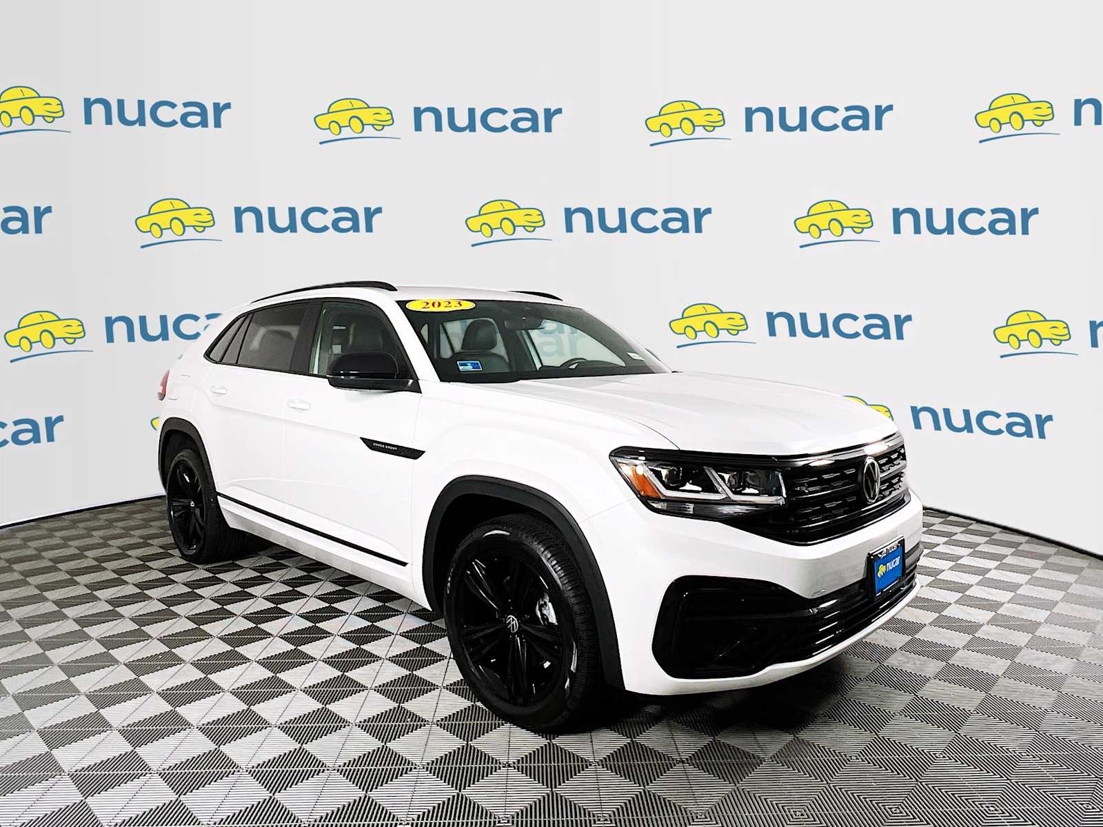 2023 Volkswagen Atlas Cross Sport 2.0T SEL R-Line Black