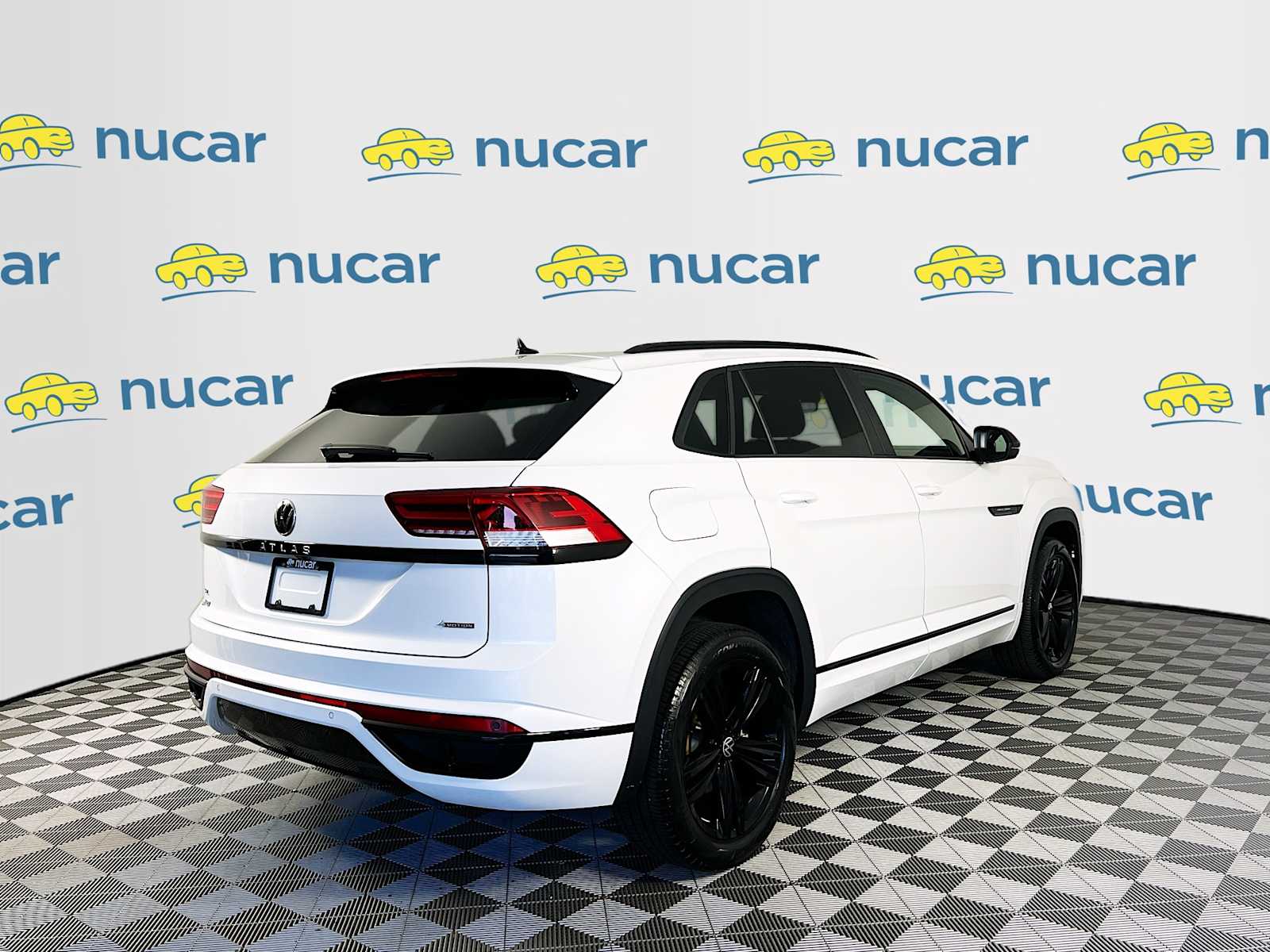 2023 Volkswagen Atlas Cross Sport 2.0T SEL R-Line Black - Photo 7