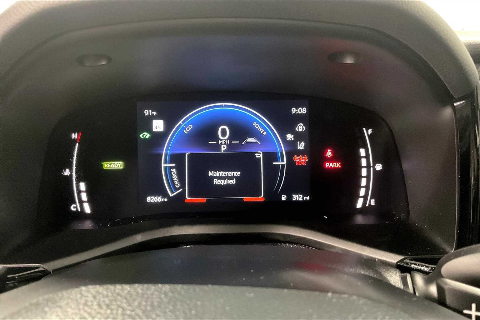 2025 Toyota Camry SE - Photo 25