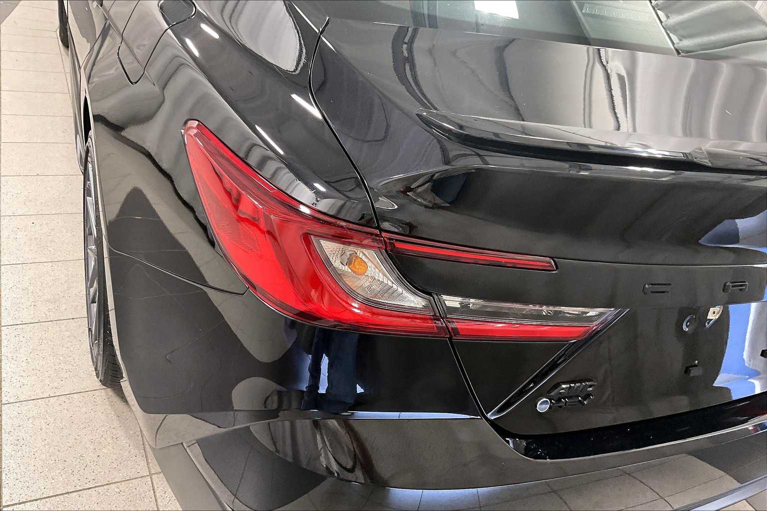 2025 Toyota Camry SE - Photo 34