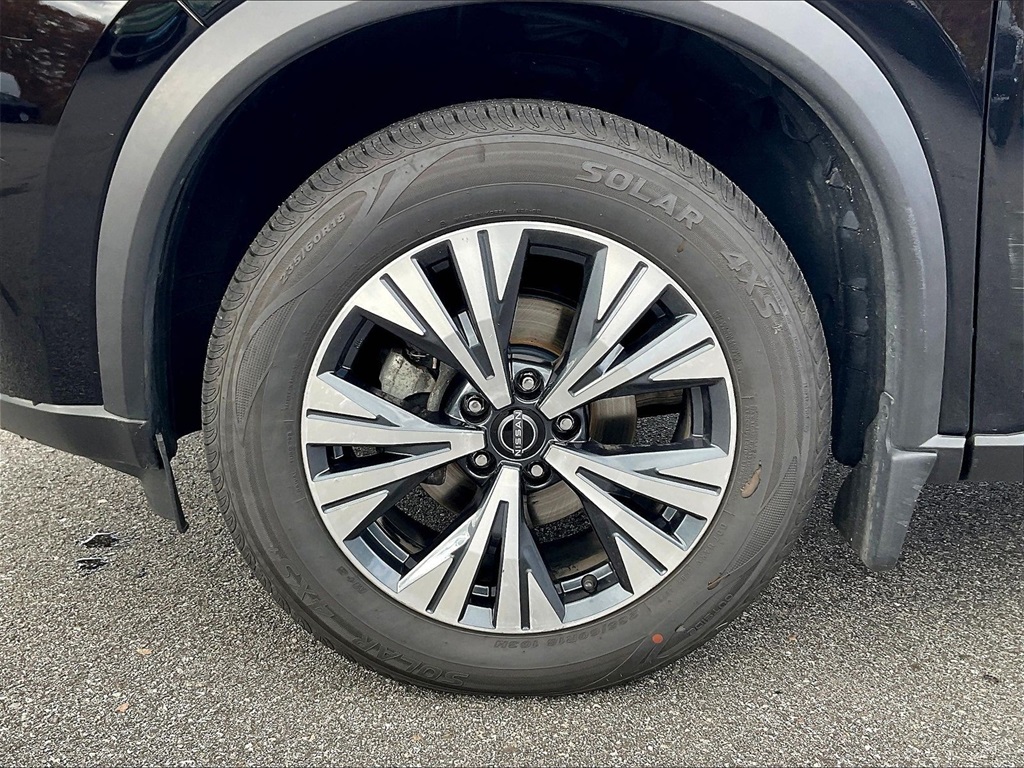 2023 Nissan Rogue SV - Photo 7