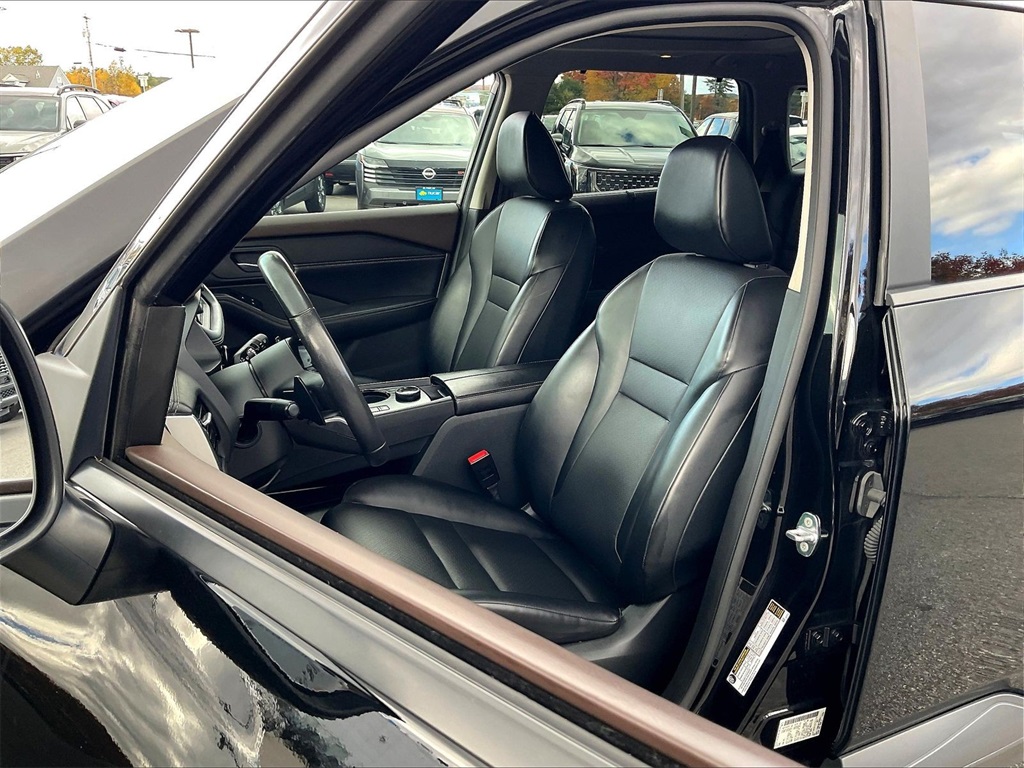 2023 Nissan Rogue SV - Photo 9