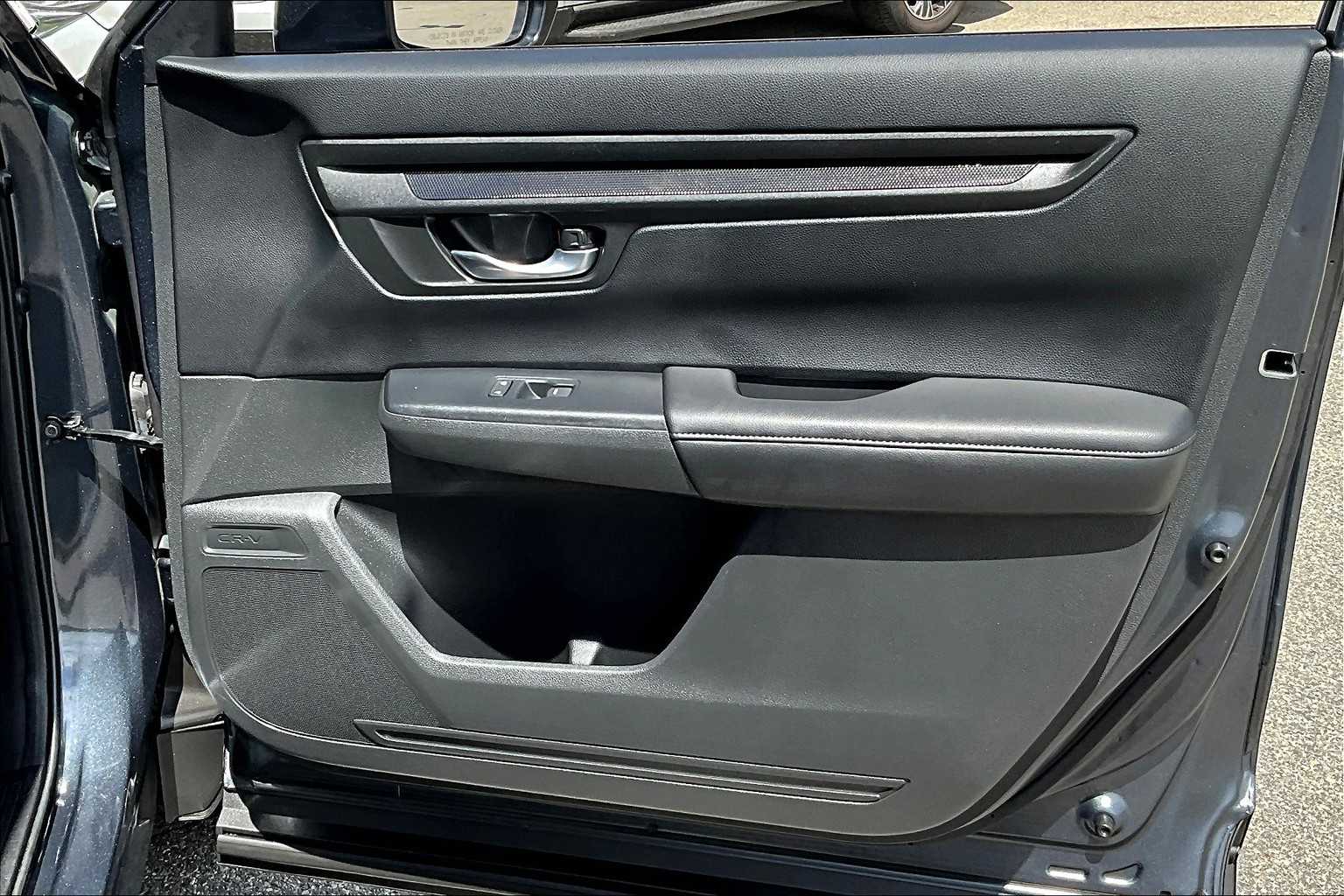 2024 Honda CR-V EX - Photo 12