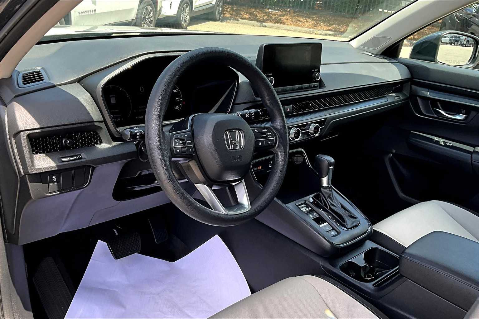 2024 Honda CR-V EX - Photo 8