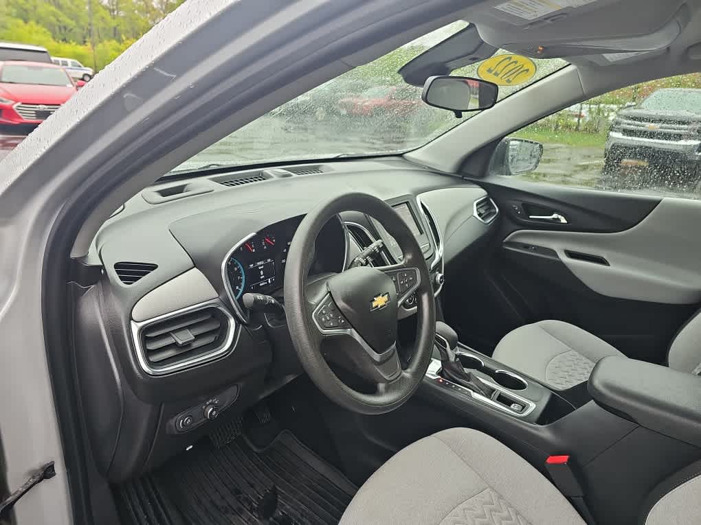 2022 Chevrolet Equinox LS - Photo 13