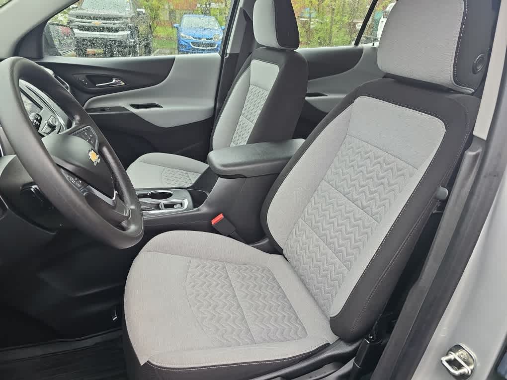 2022 Chevrolet Equinox LS - Photo 14