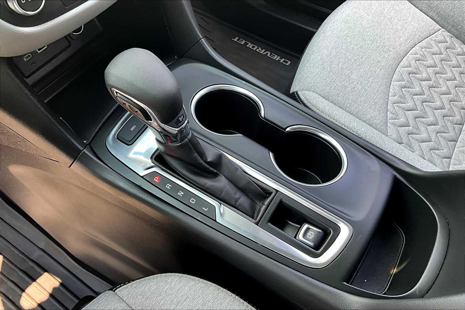 2022 Chevrolet Equinox LS - Photo 19