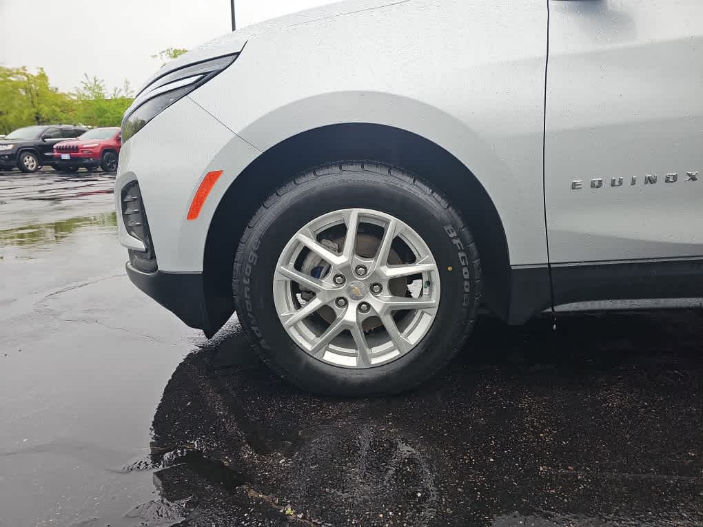 2022 Chevrolet Equinox LS - Photo 6