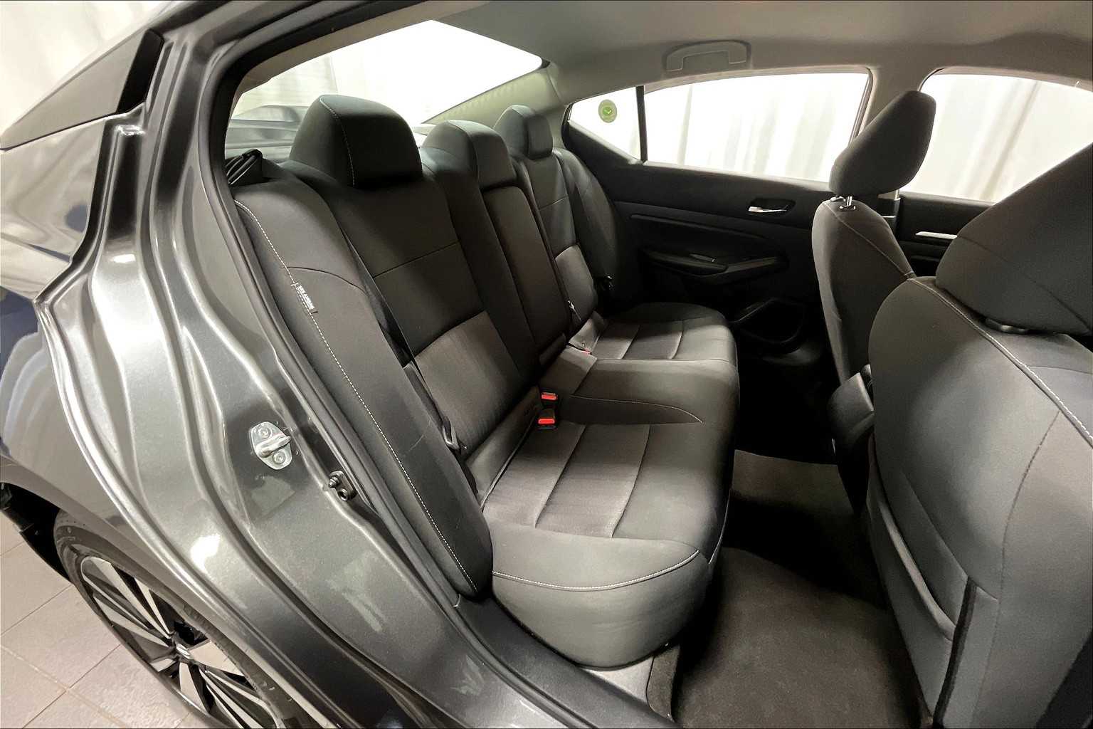 2022 Nissan Altima 2.5 SV - Photo 16