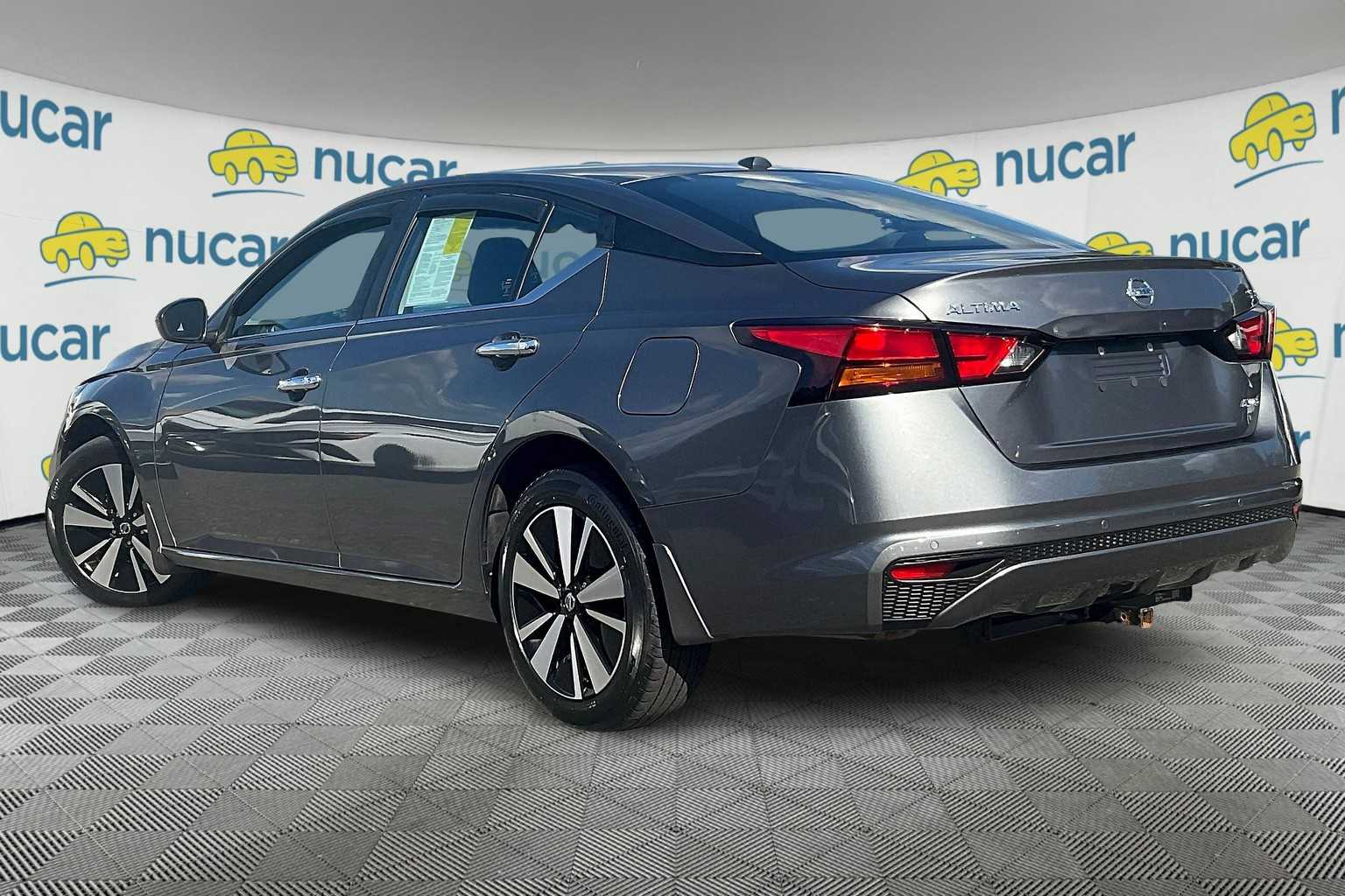 2022 Nissan Altima 2.5 SV - Photo 4