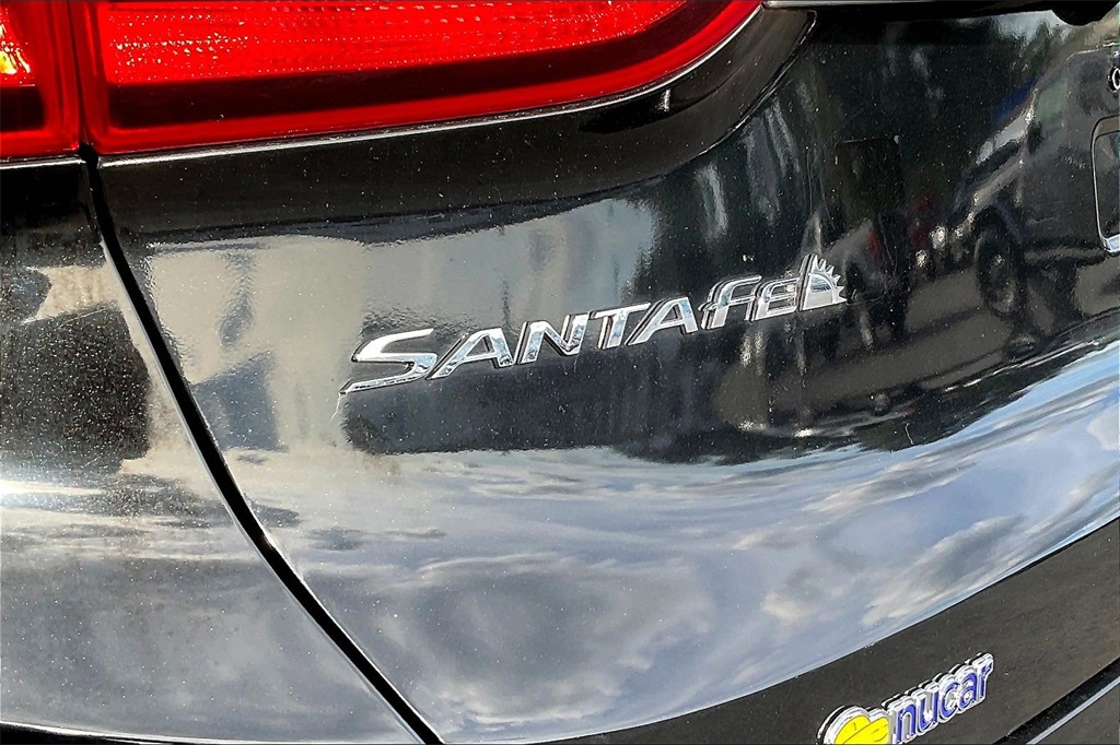 2020 Hyundai Santa Fe SE - Photo 28