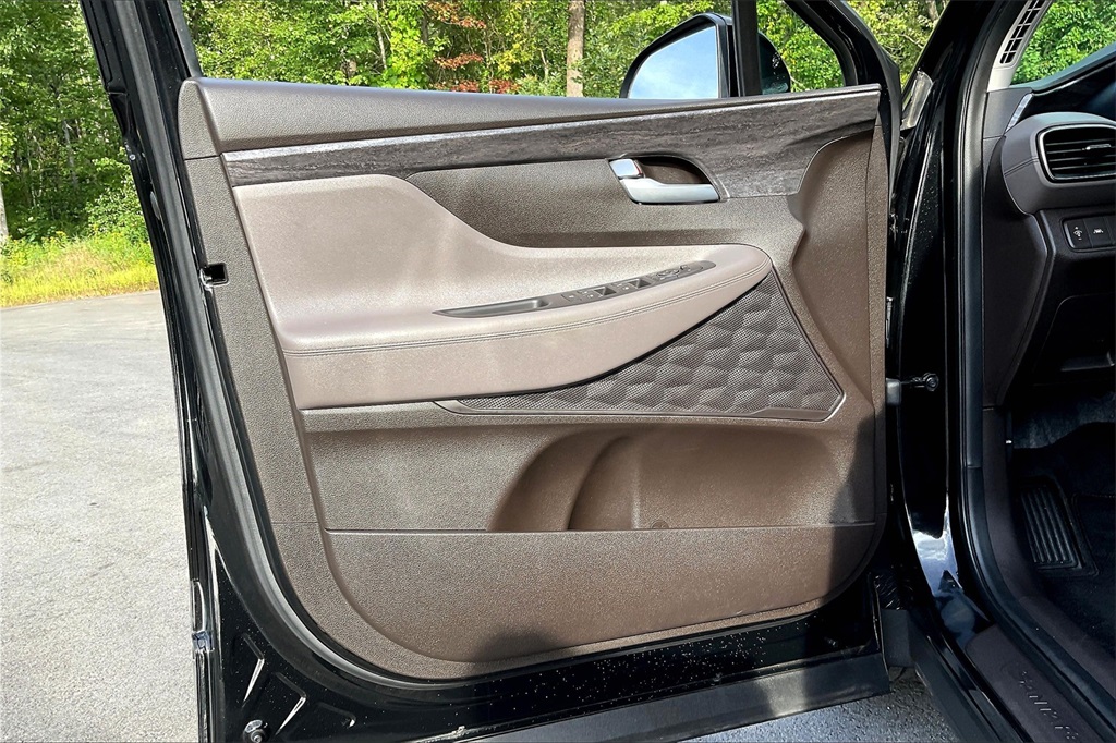 2020 Hyundai Santa Fe SE - Photo 9