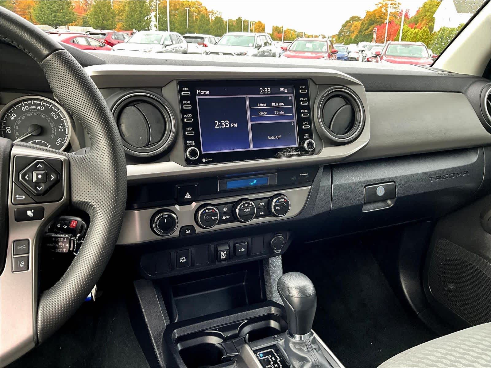 2022 Toyota Tacoma SR5 - Photo 18
