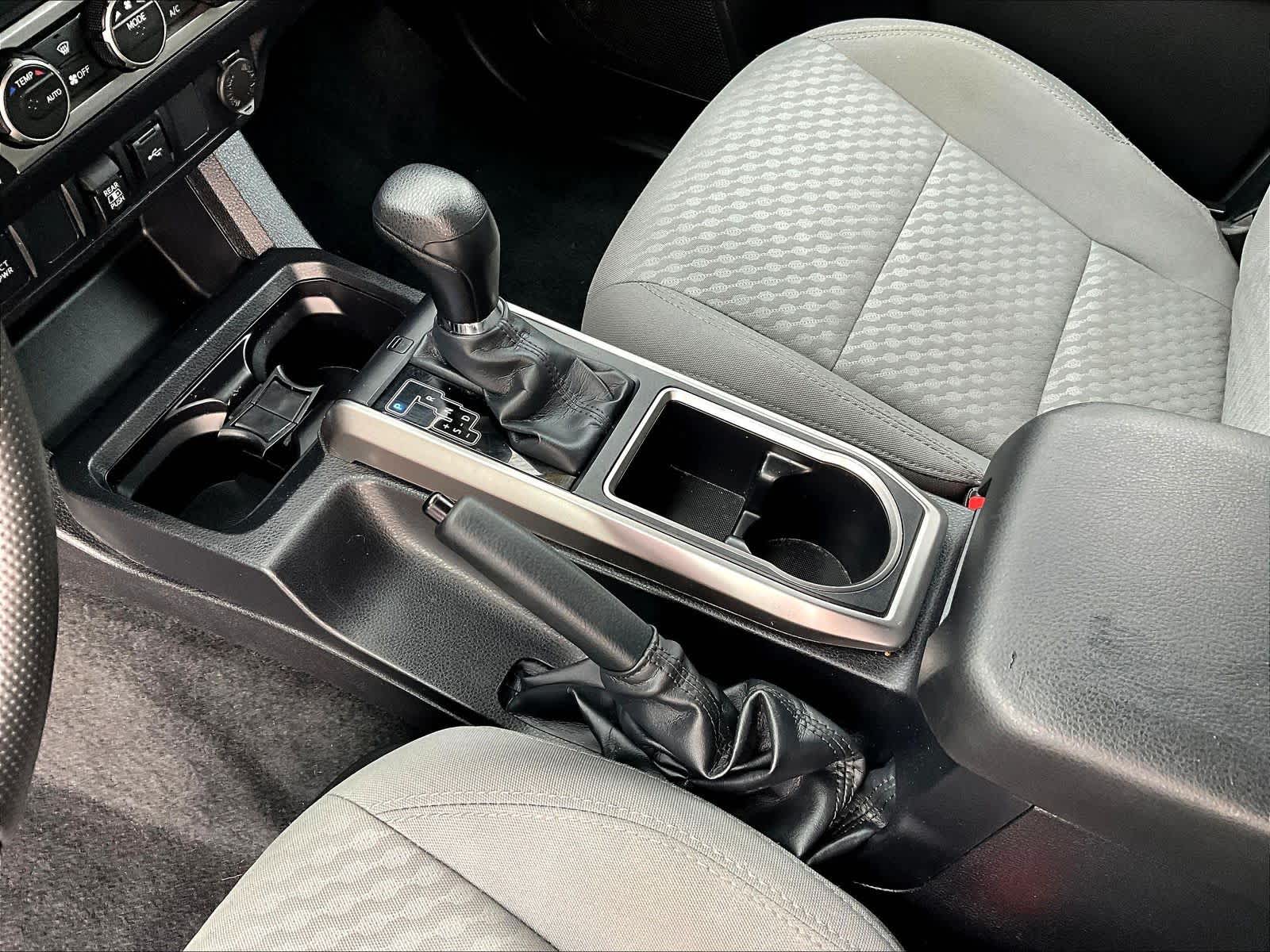 2022 Toyota Tacoma SR5 - Photo 20