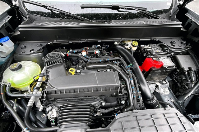 2025 Ford Maverick XL - Photo 12