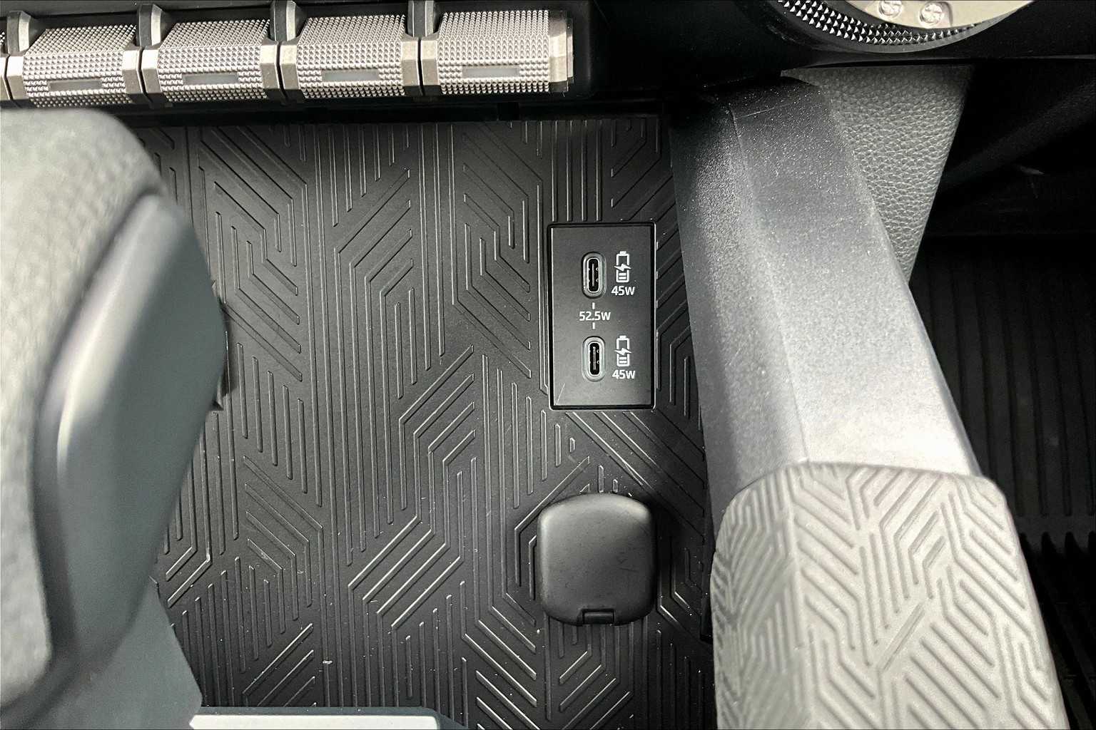 2024 Toyota Tacoma SR5 - Photo 27