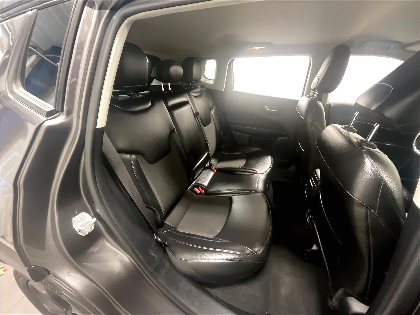 2021 Jeep Compass Altitude - Photo 16