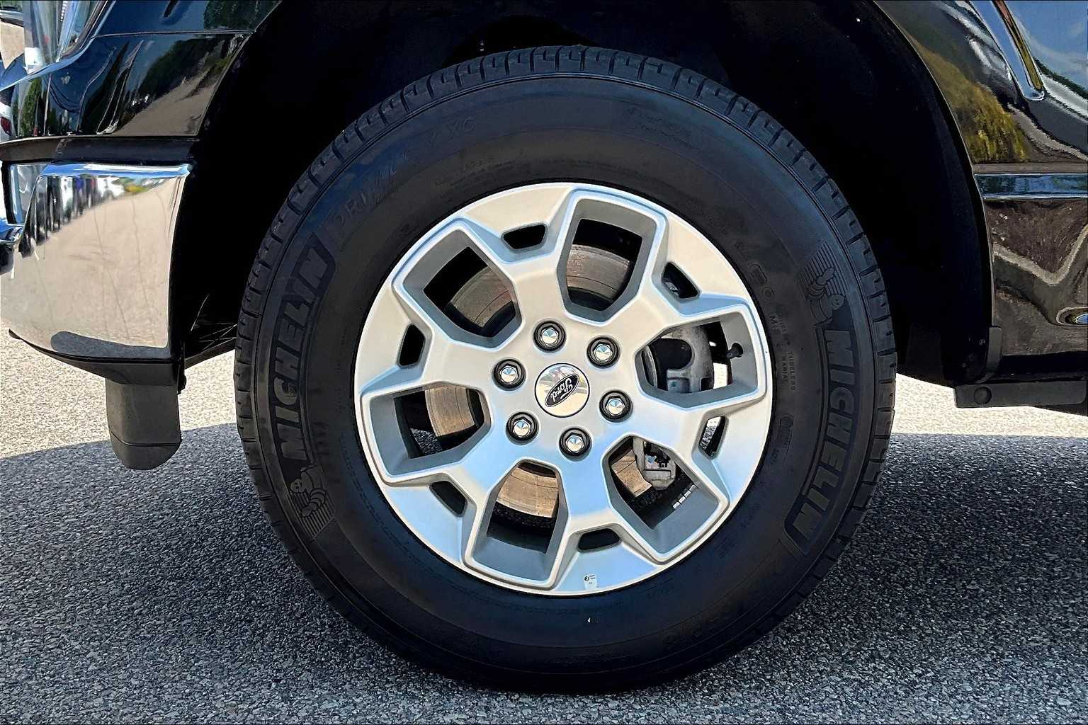 2023 Ford F-150 XLT - Photo 7