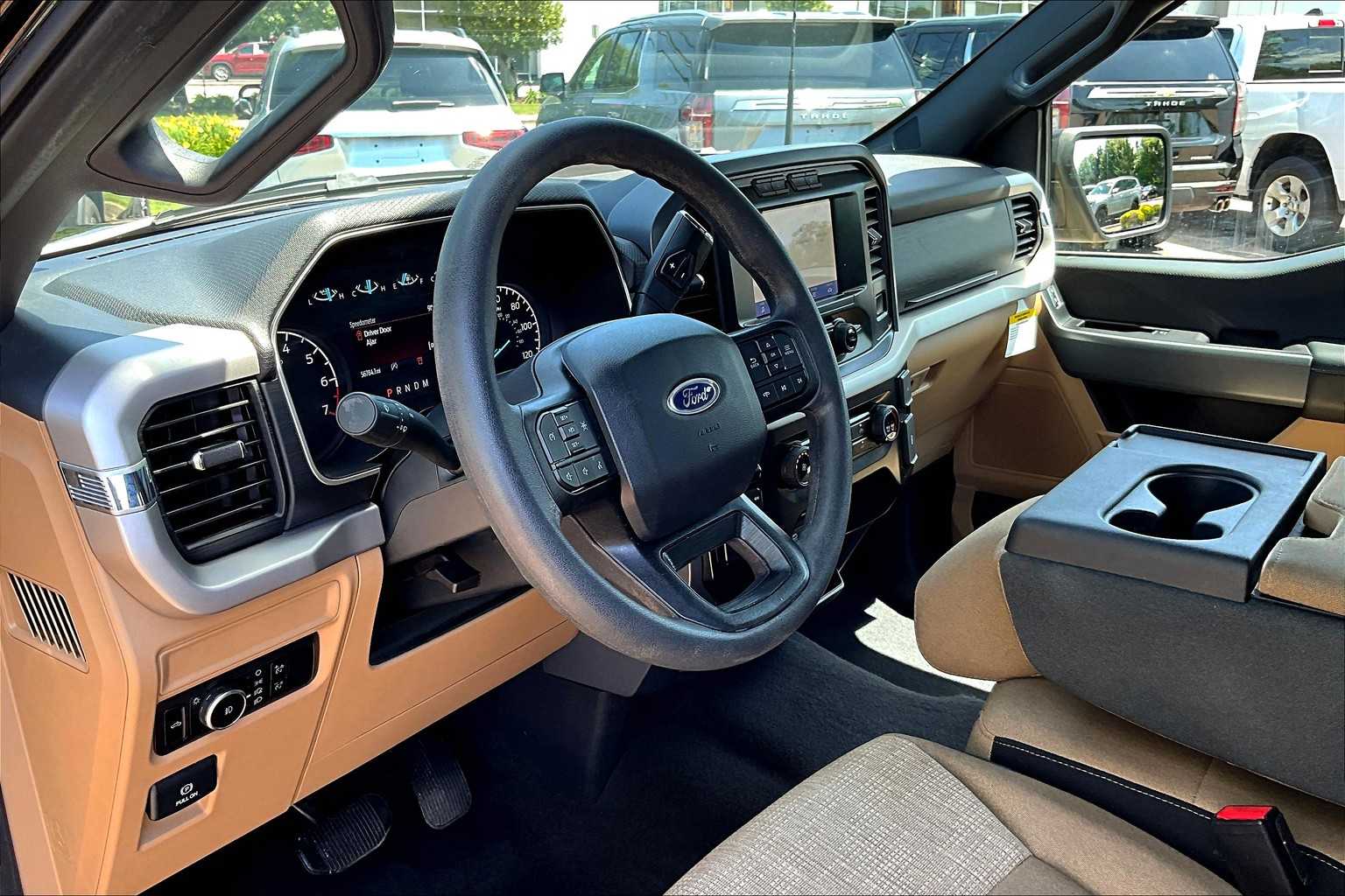 2023 Ford F-150 XLT - Photo 8