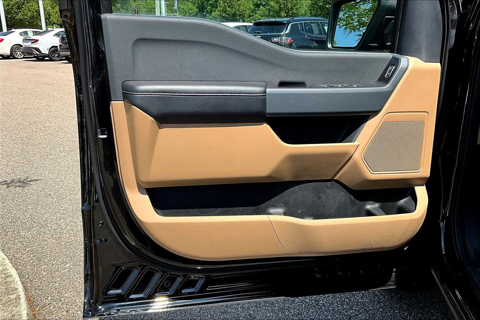 2023 Ford F-150 XLT - Photo 9