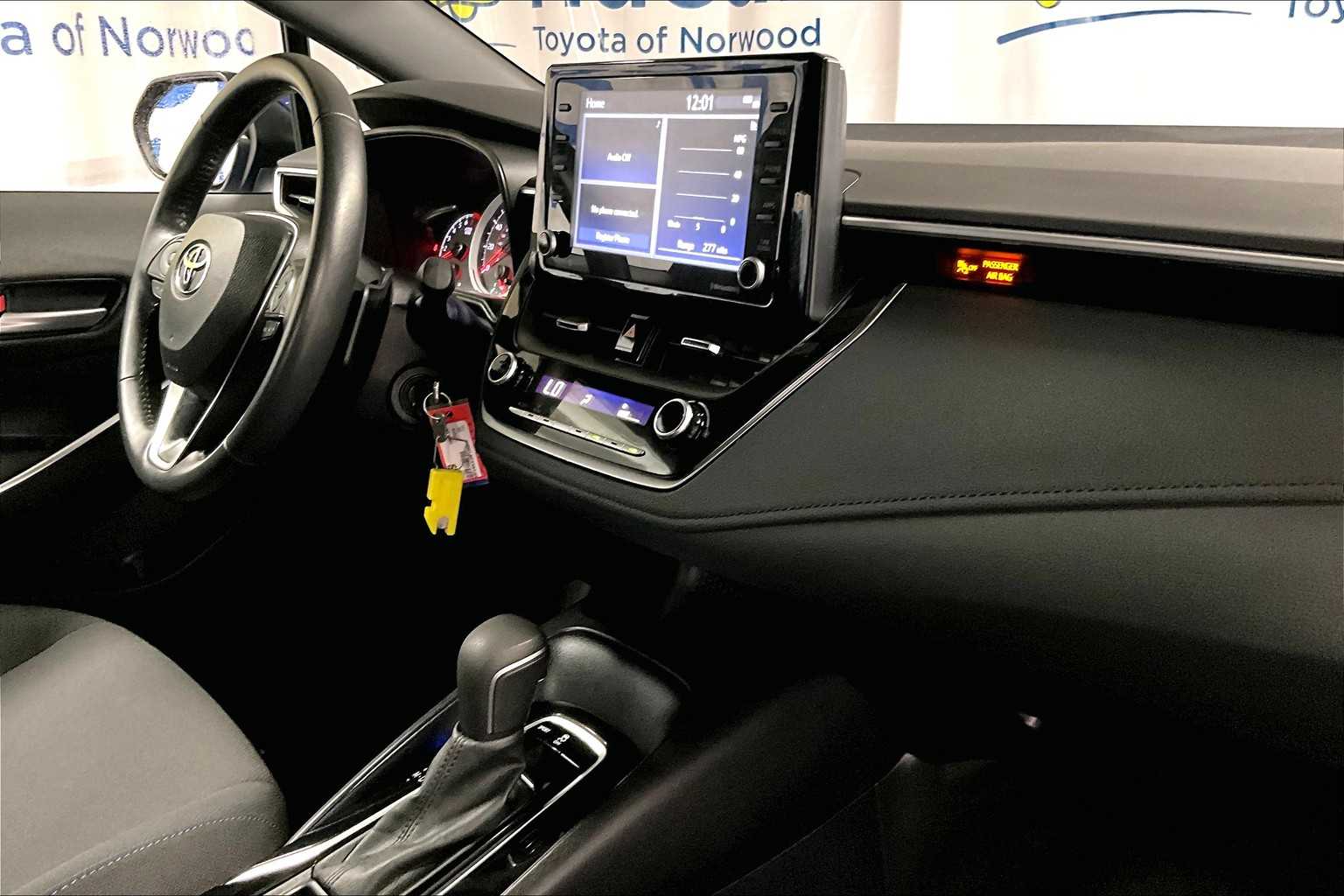2022 Toyota Corolla SE - Photo 14