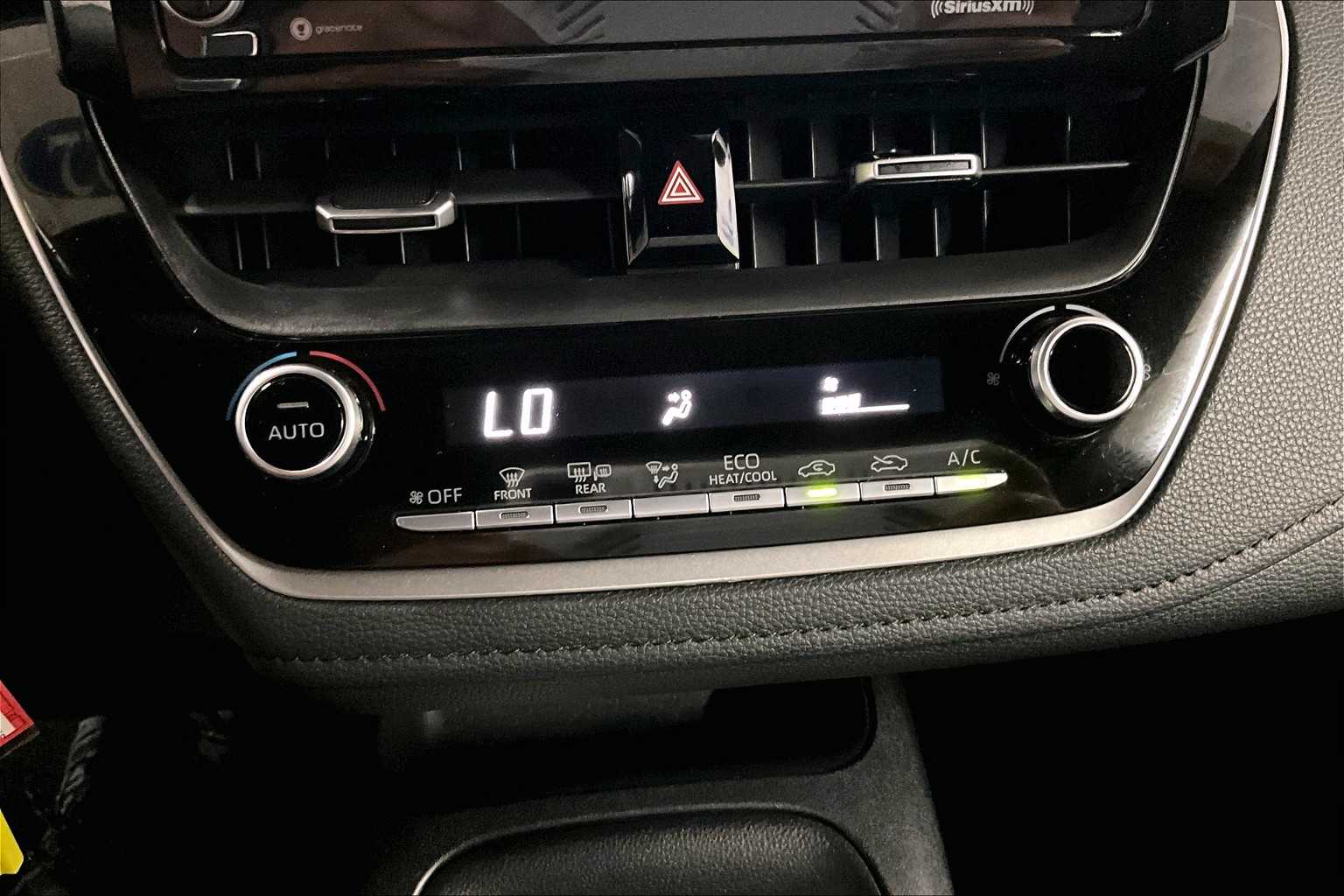 2022 Toyota Corolla SE - Photo 25