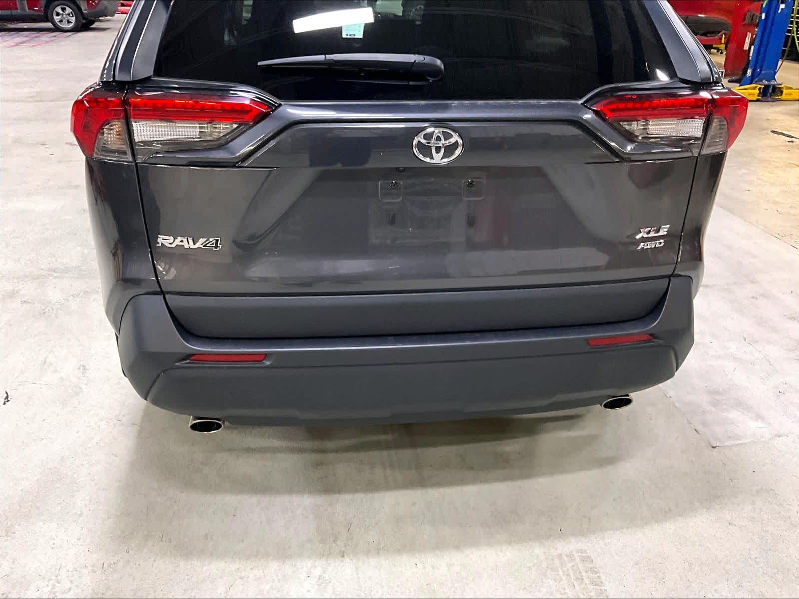 2023 Toyota RAV4 XLE - Photo 7