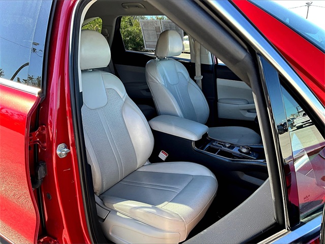 2022 Kia Sorento Hybrid S - Photo 11