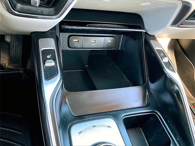2022 Kia Sorento Hybrid S - Photo 24