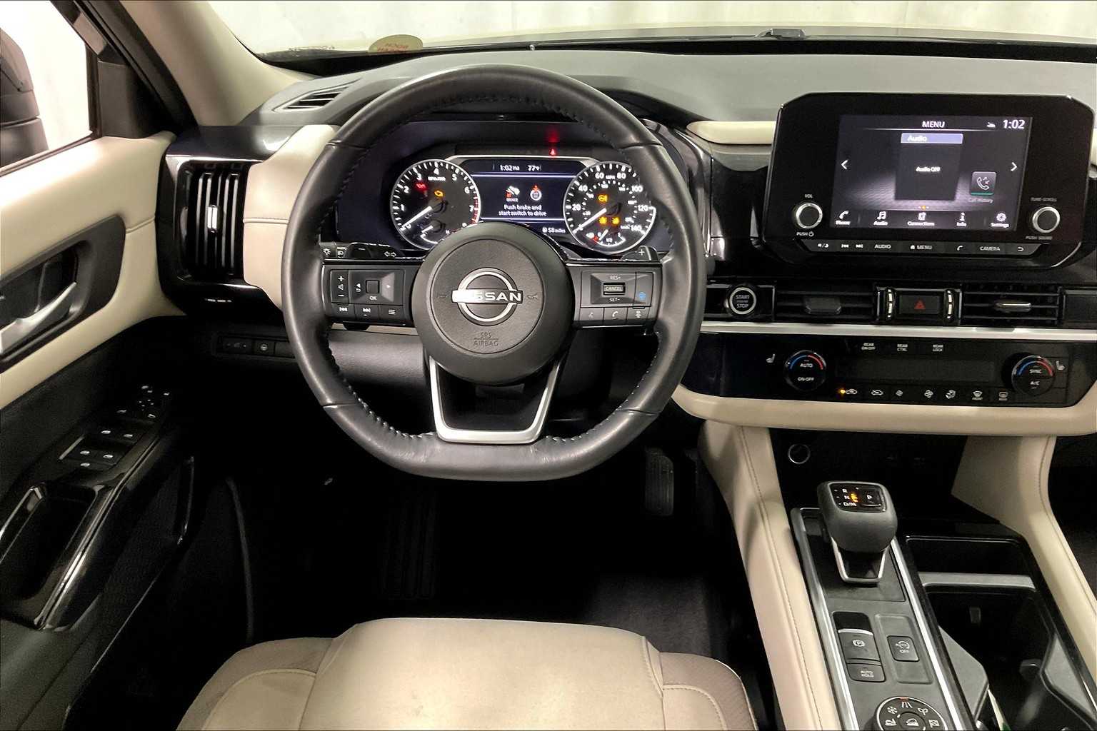 2022 Nissan Pathfinder SV - Photo 17