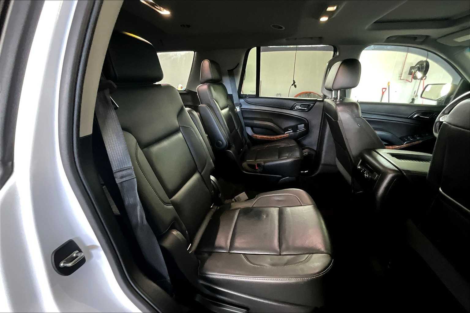 2018 Chevrolet Tahoe Premier - Photo 16