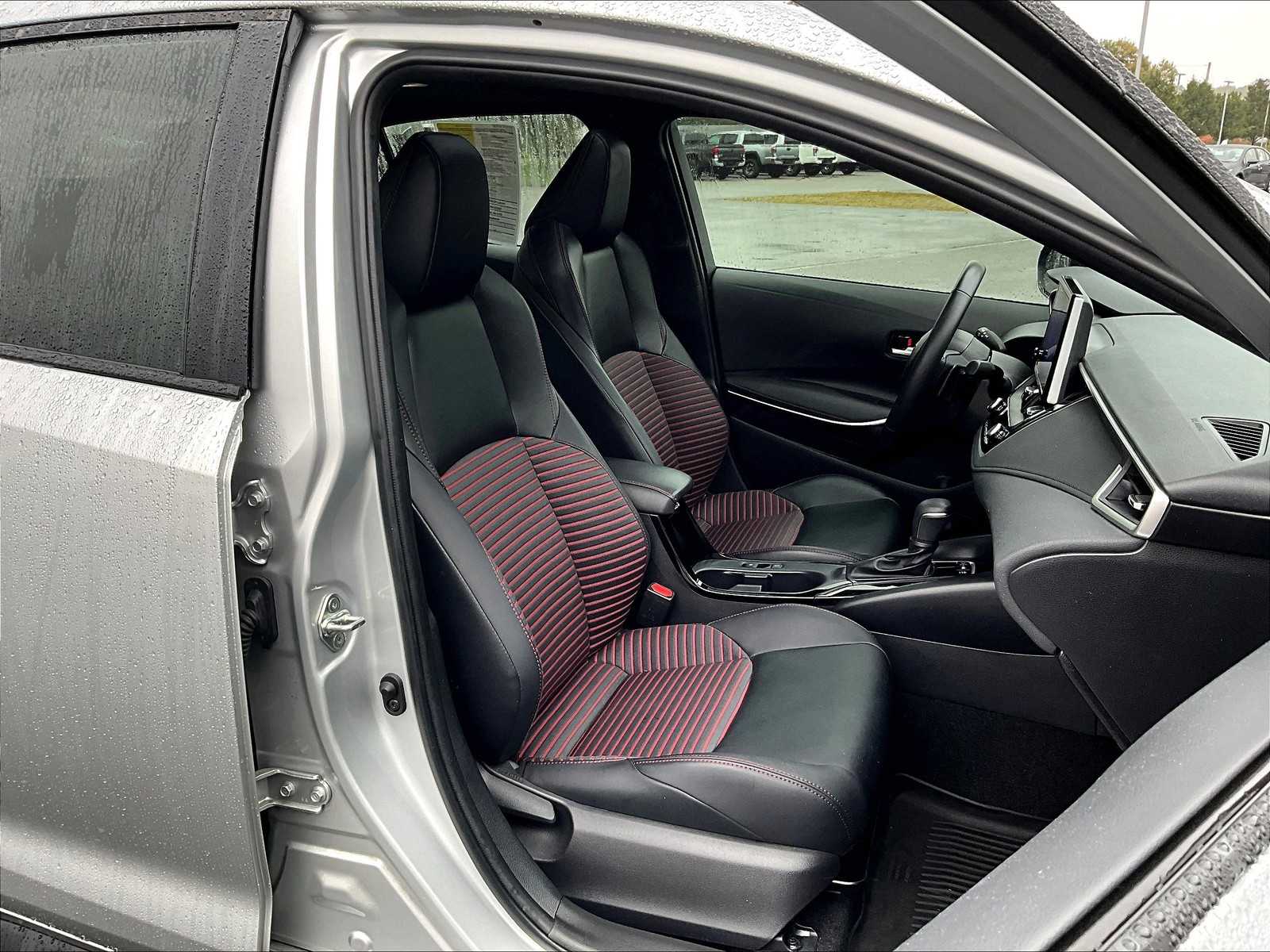 2023 Toyota Corolla XSE - Photo 11