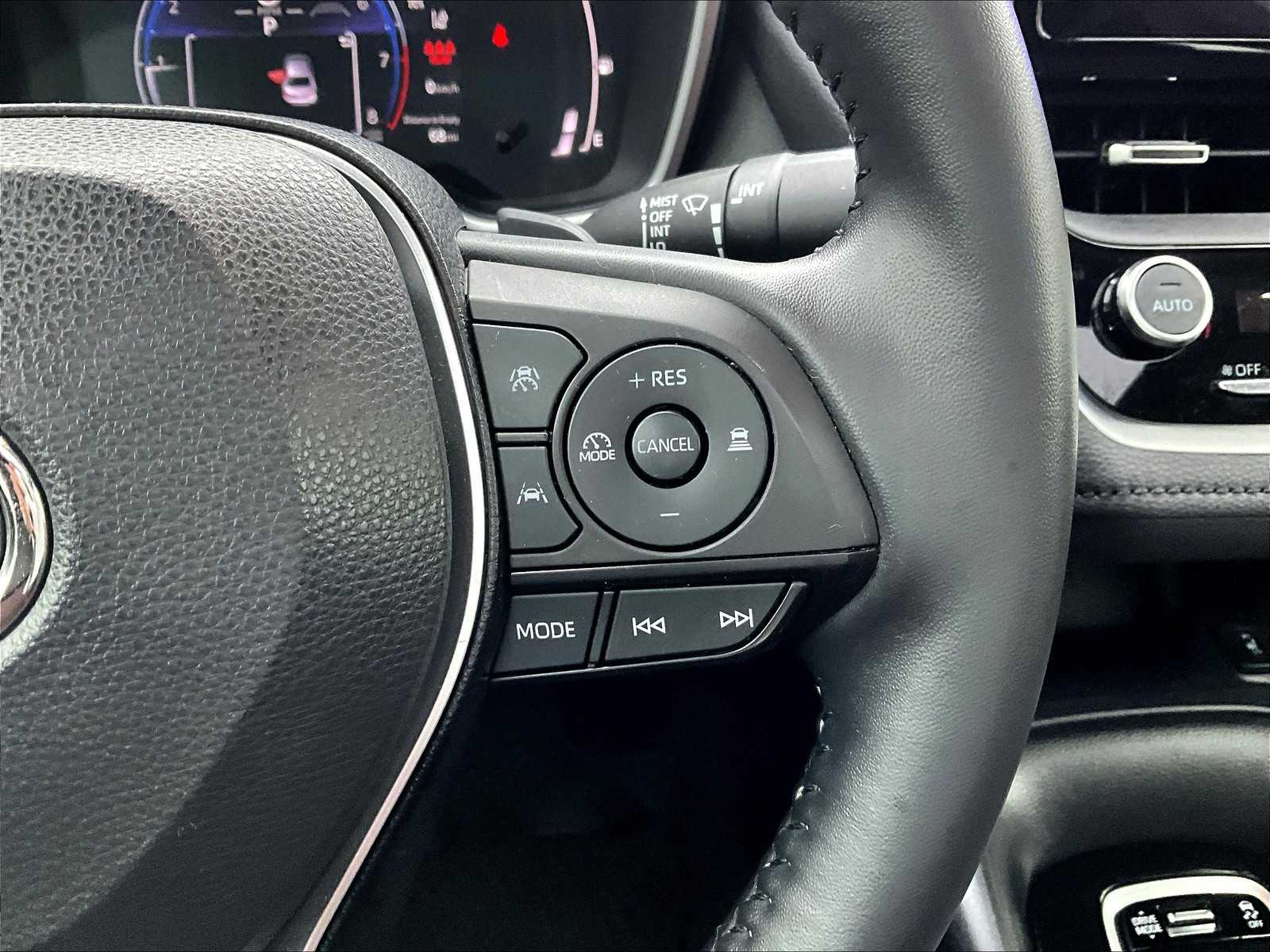 2023 Toyota Corolla XSE - Photo 24