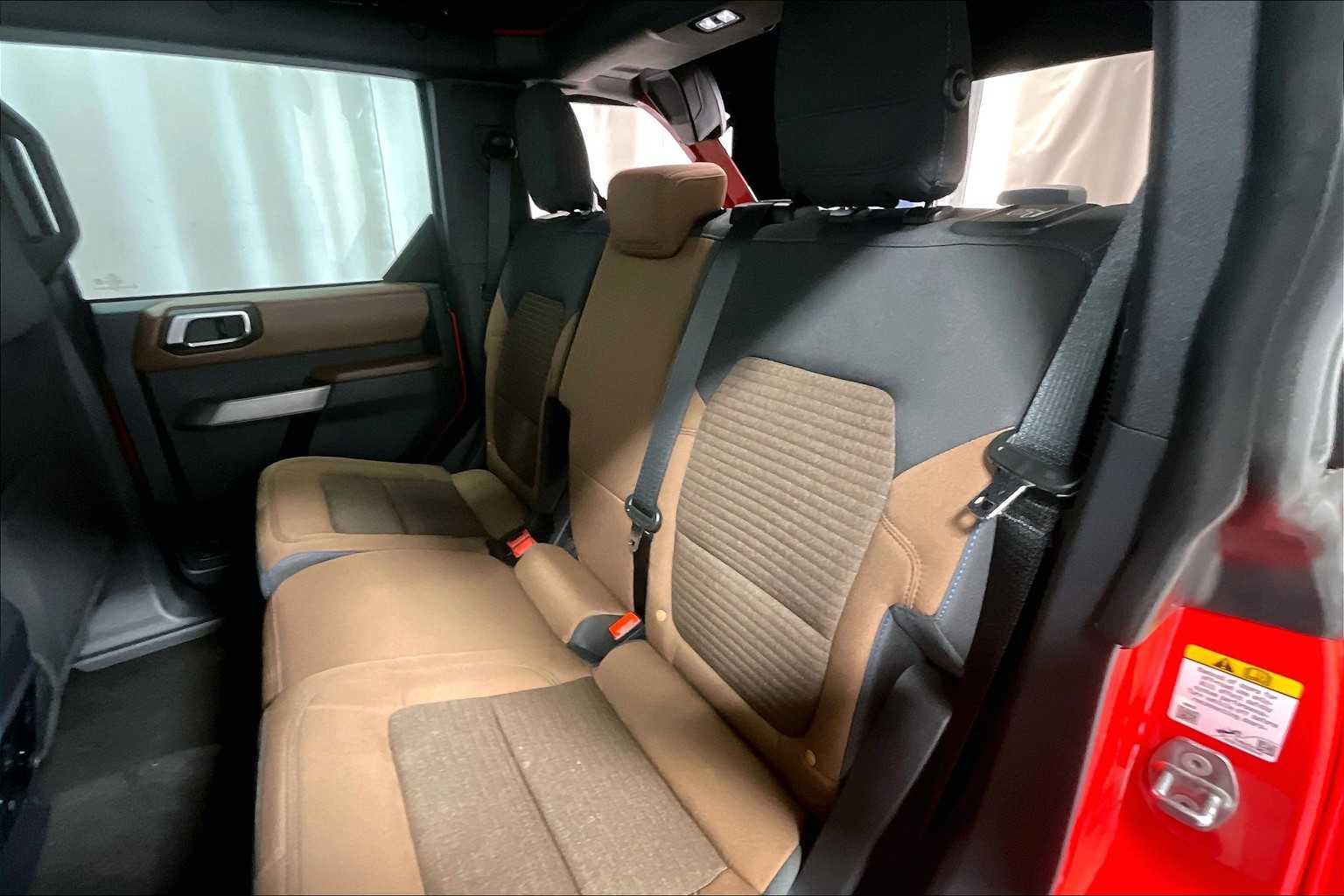 2023 Ford Bronco Outer Banks - Photo 15
