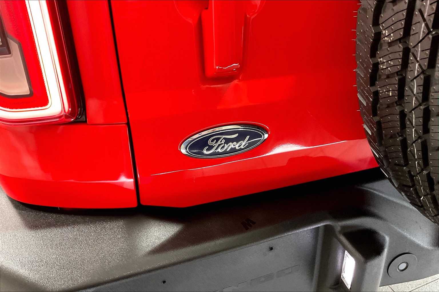 2023 Ford Bronco Outer Banks - Photo 28