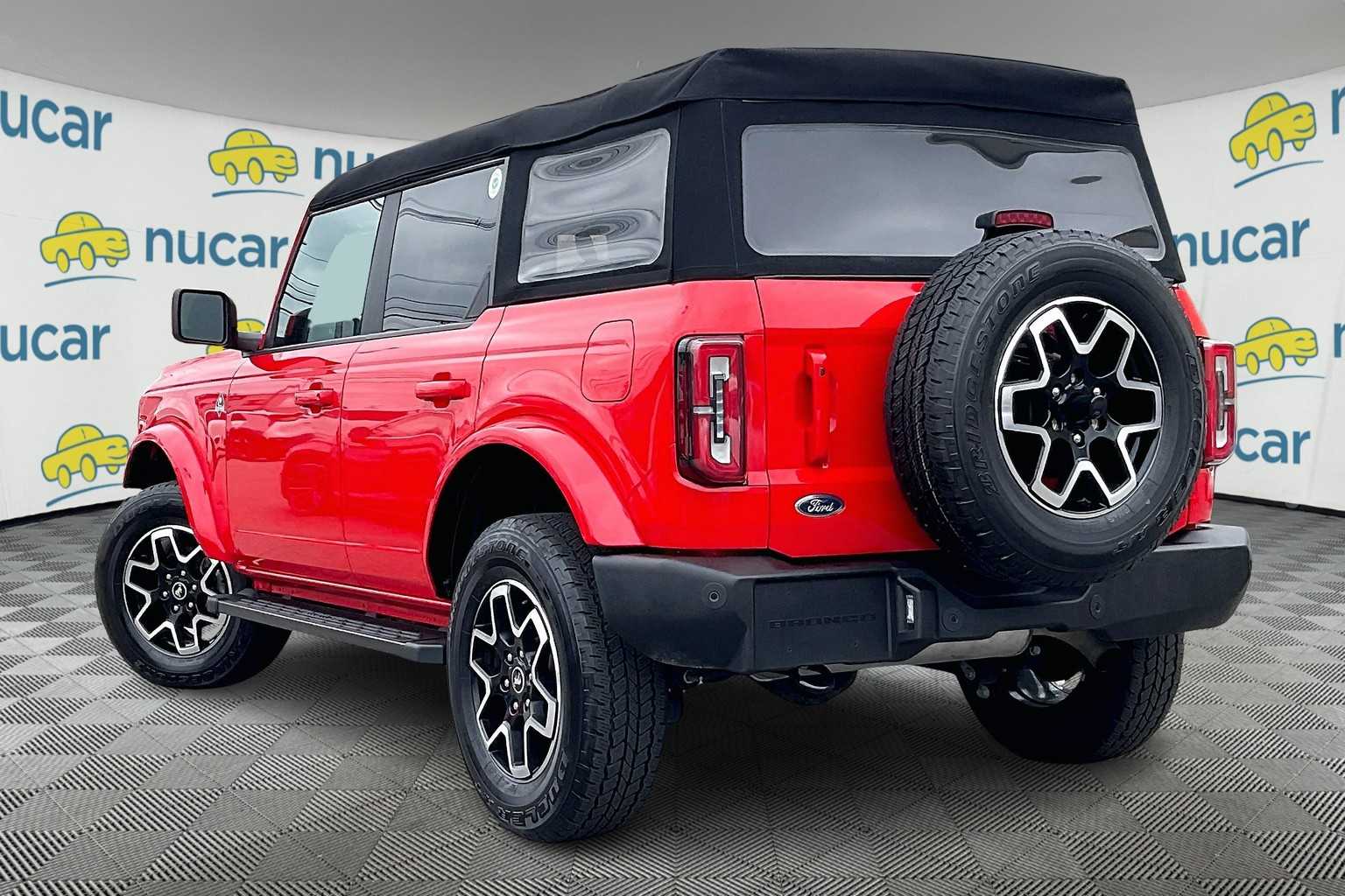 2023 Ford Bronco Outer Banks - Photo 4