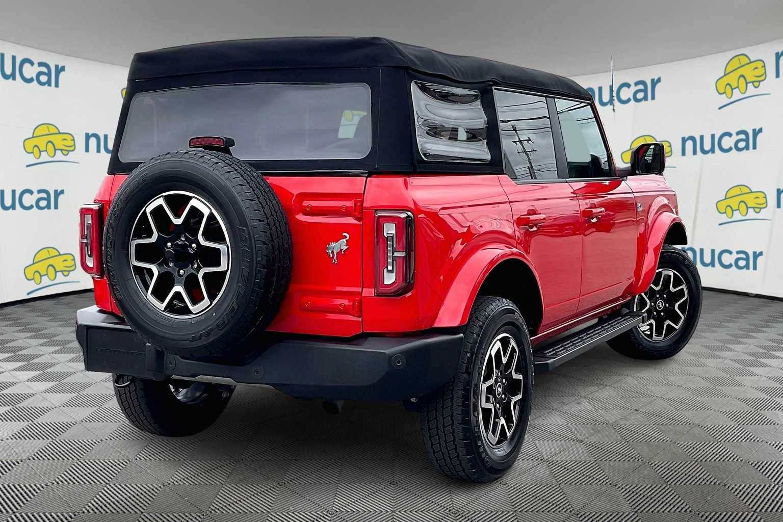 2023 Ford Bronco Outer Banks - Photo 6