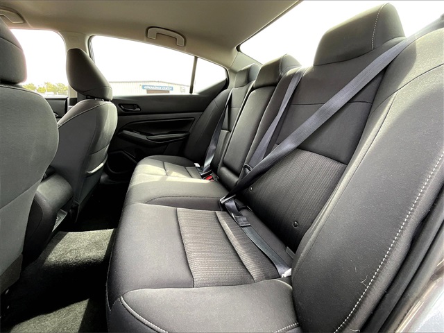 2024 Nissan Altima 2.5 SV - Photo 14