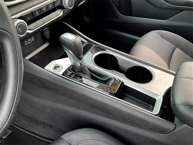 2024 Nissan Altima 2.5 SV - Photo 19