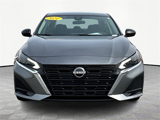 2024 Nissan Altima 2.5 SV - Photo 2