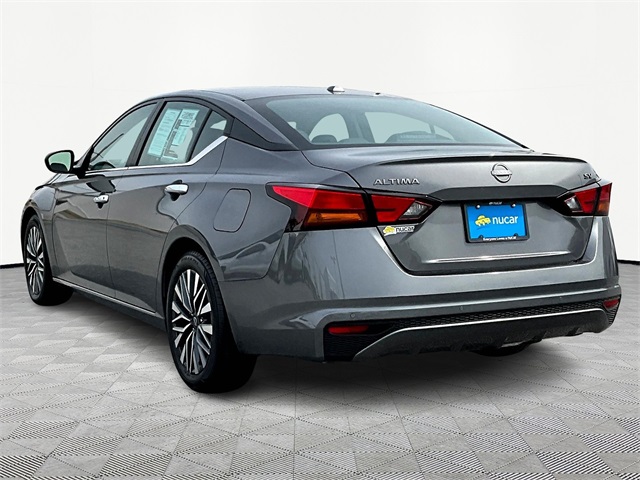 2024 Nissan Altima 2.5 SV - Photo 4