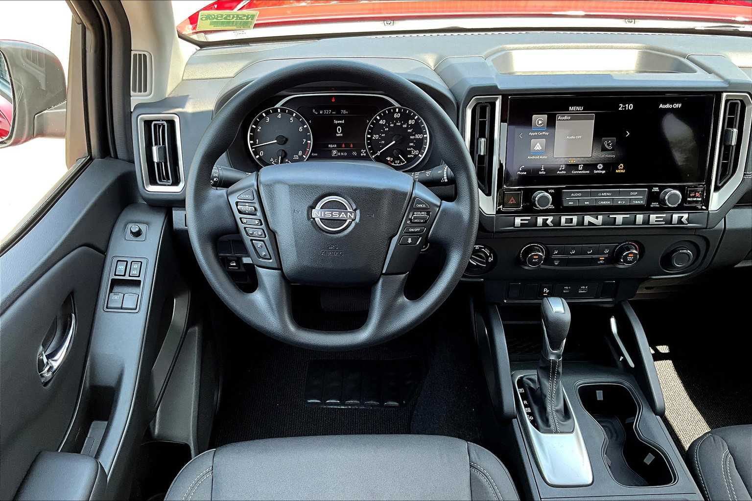 2025 Nissan Frontier SV - Photo 17