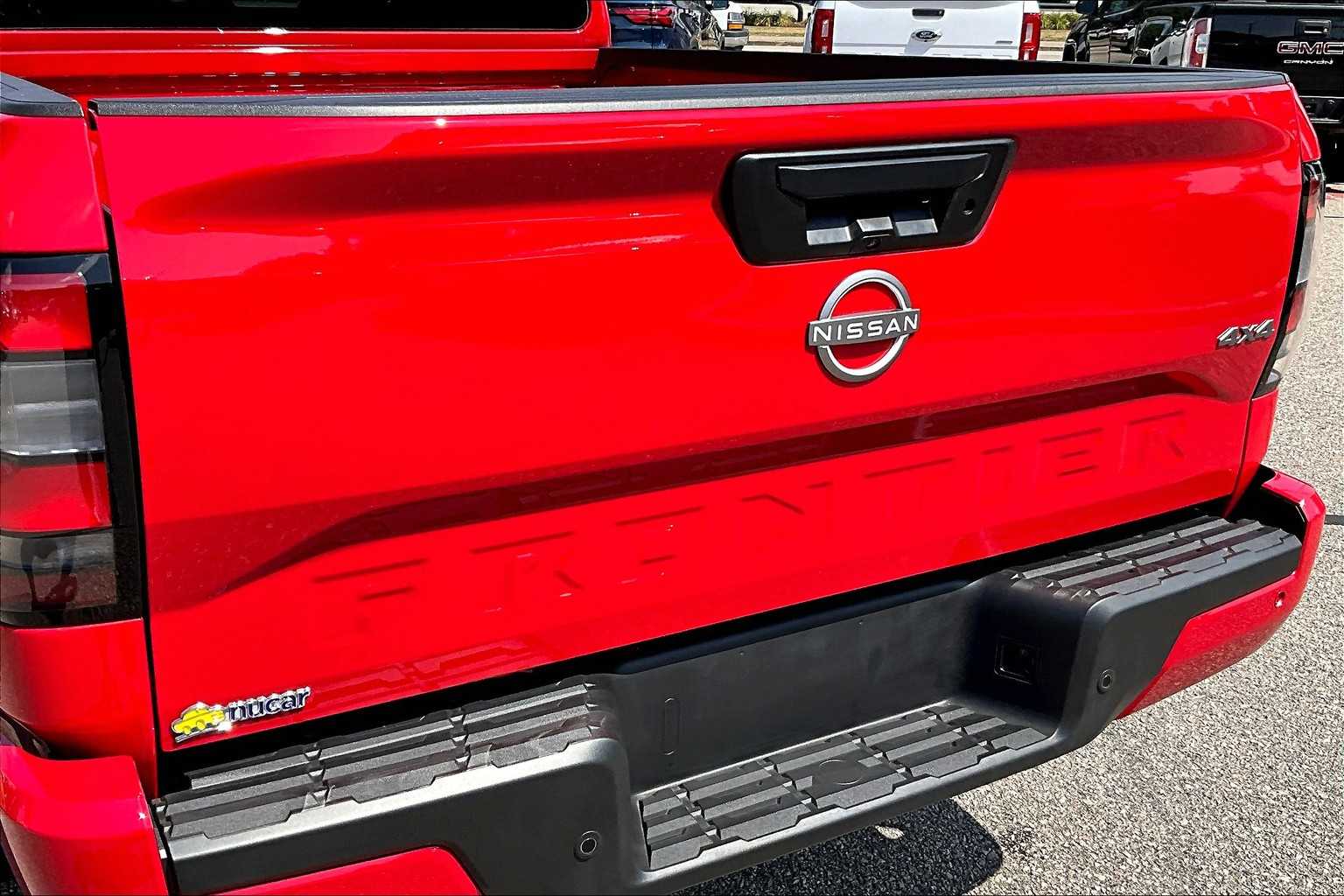 2025 Nissan Frontier SV - Photo 27