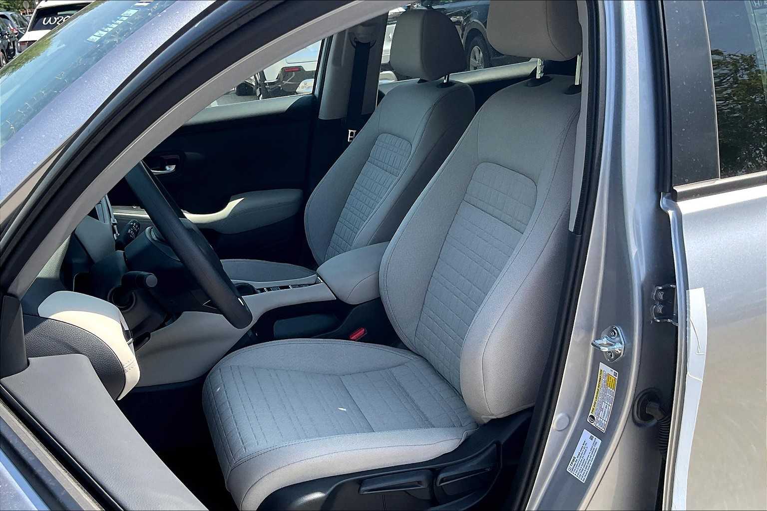 2026 Honda HR-V LX - Photo 11