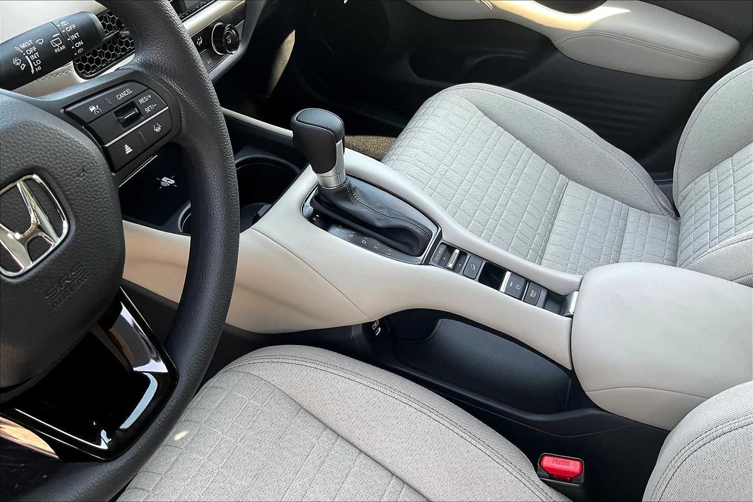 2026 Honda HR-V LX - Photo 14