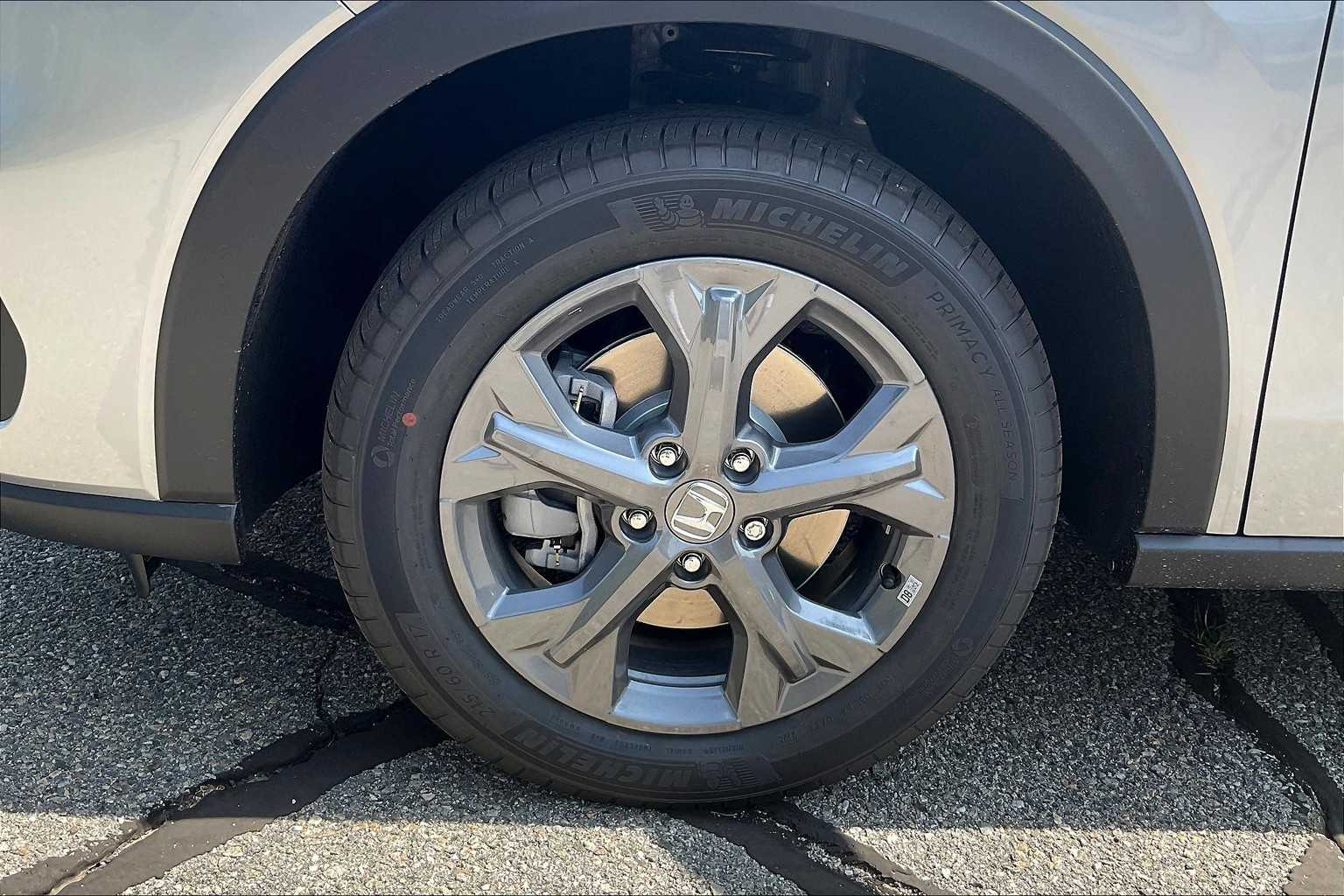 2026 Honda HR-V LX - Photo 8