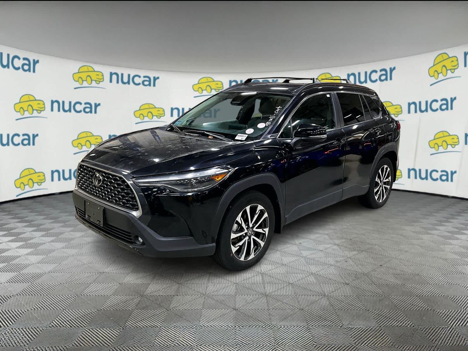 2023 Toyota Corolla Cross XLE - Photo 2