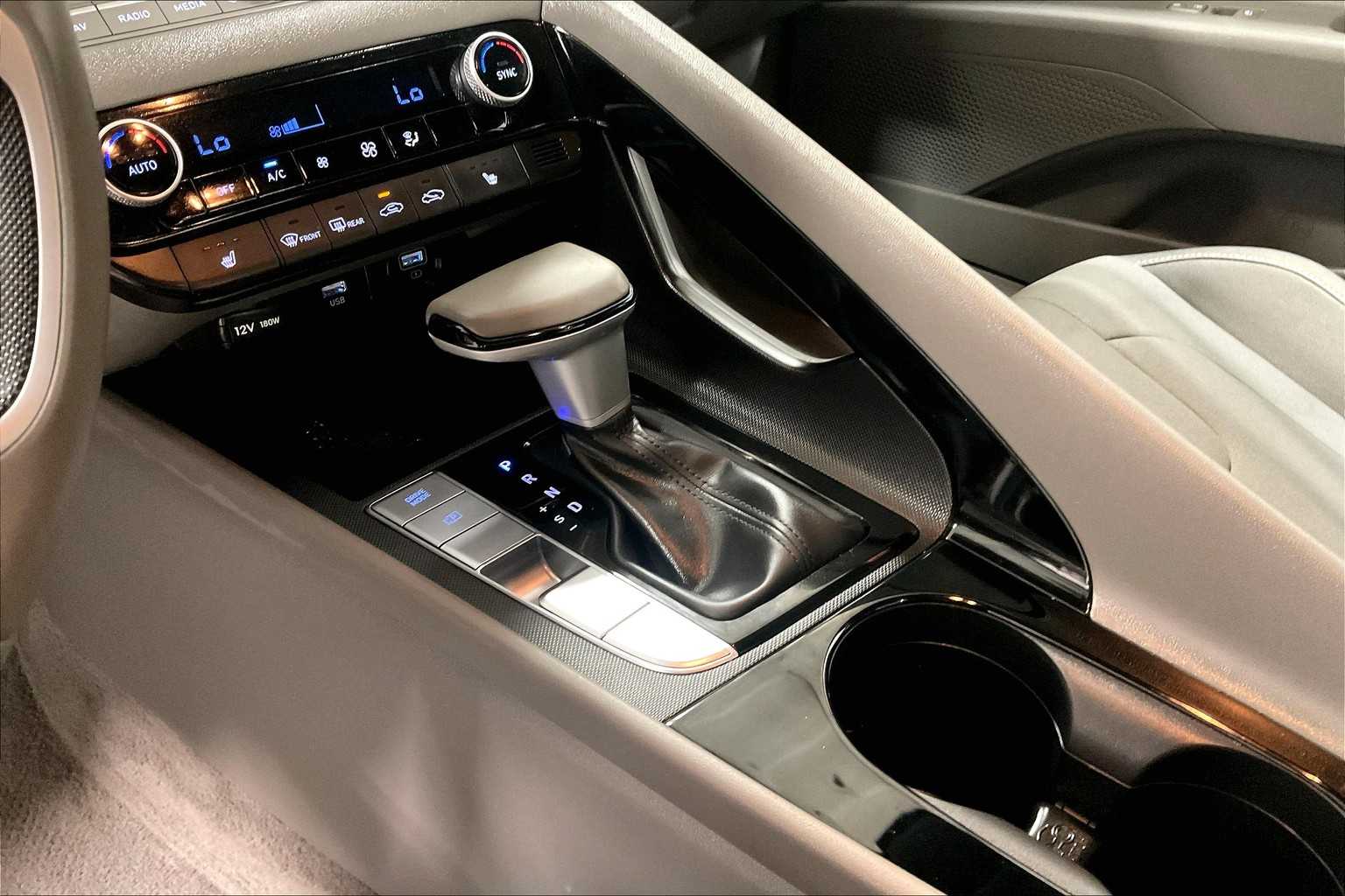 2023 Hyundai Elantra SEL - Photo 20