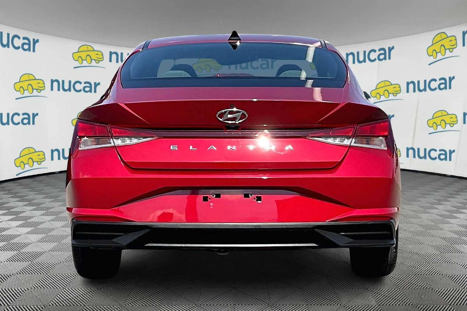2023 Hyundai Elantra SEL - Photo 5