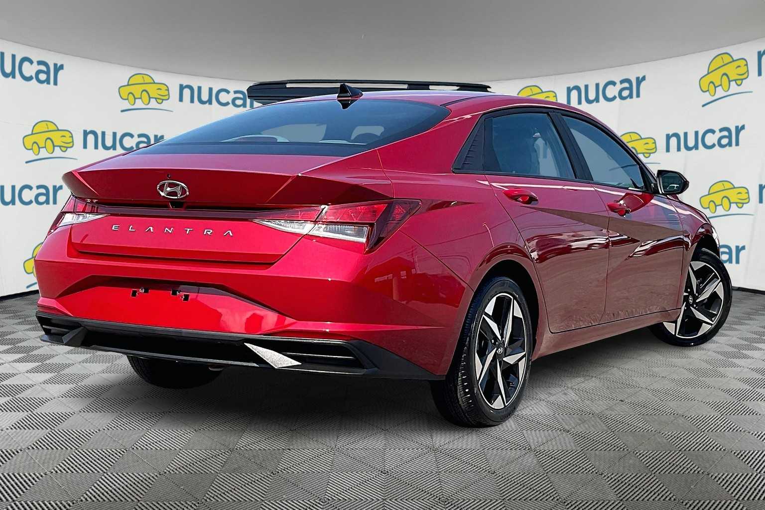 2023 Hyundai Elantra SEL - Photo 6